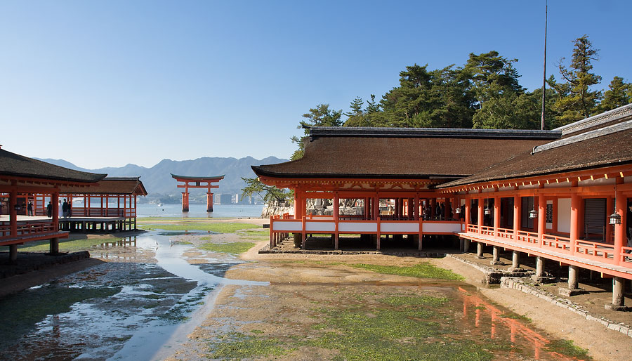 Miyajima - Itsukushima jinja shrine