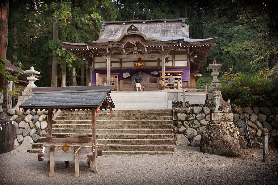 Shirakawa-go - Shirakawa Hachimangu shrine