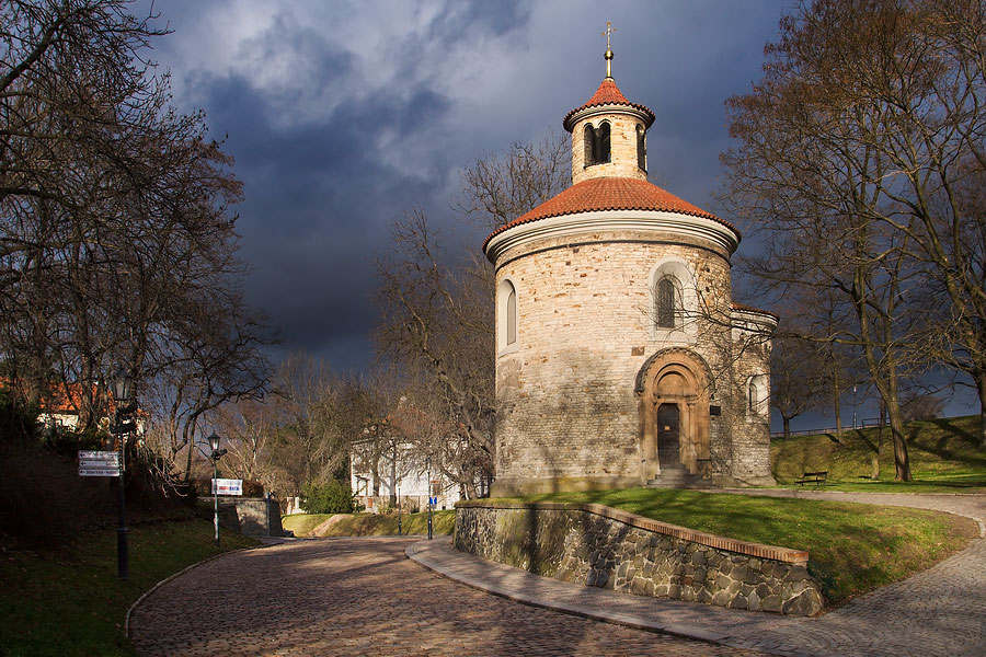 Romanesque St. Martins Rotunda, Vyehrad